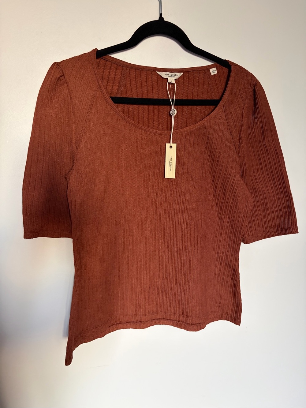 NWT Max Studio London Brown Ribbed Short-Sleeve Scoop Neck Top - Large